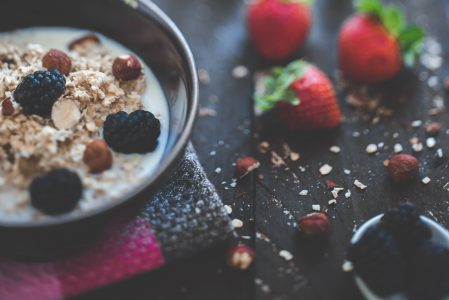Healthy Breakfast of Muesli & Strawberries Free Stock Photo