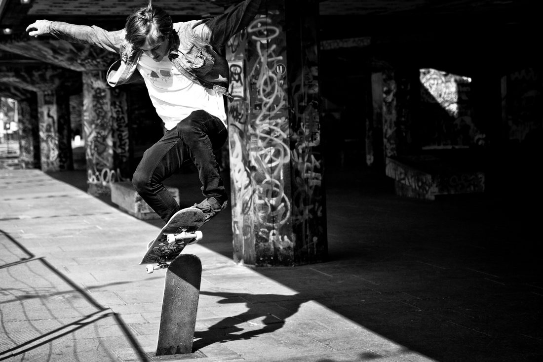 Free photo of Skateboard Jump