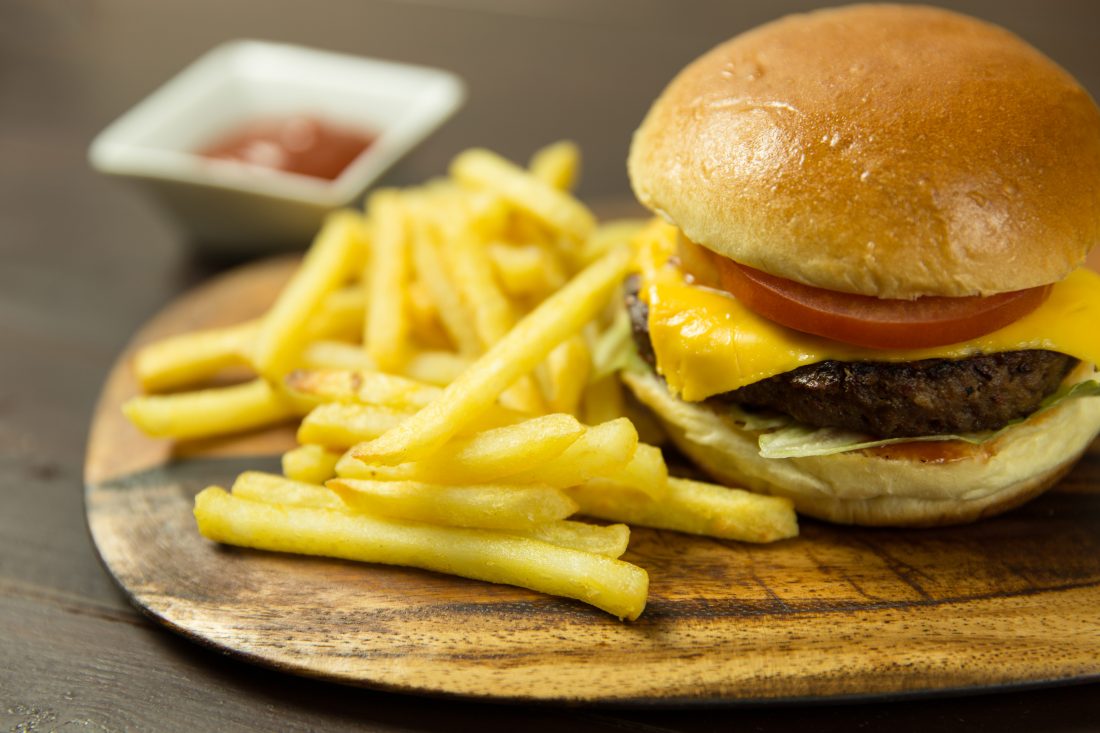 Free photo of Cheeseburger, Fries & Ketchup