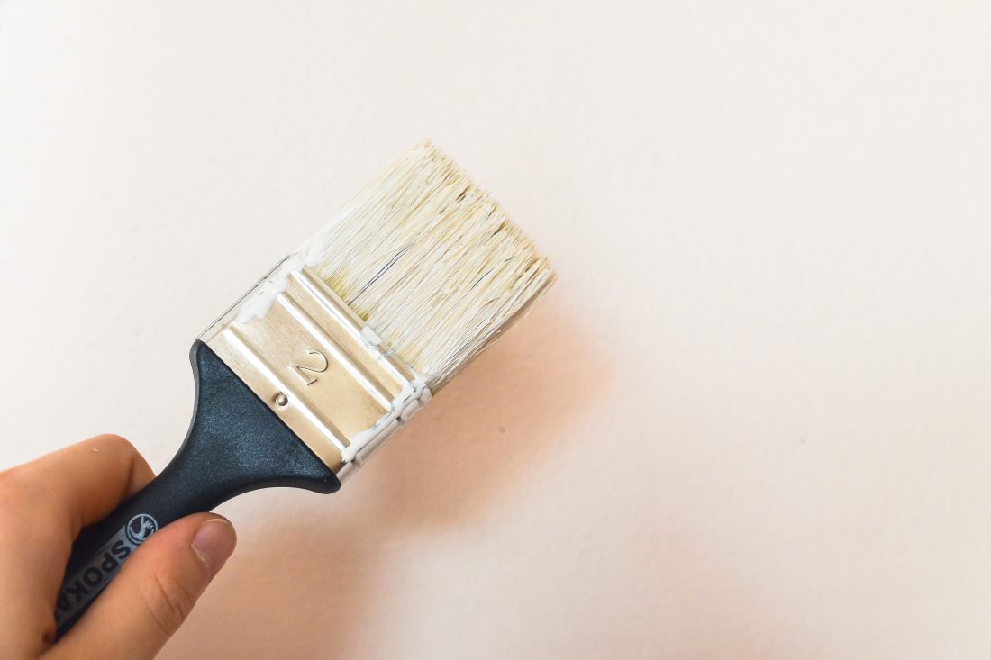Free photo of Decorating with Paint Brush