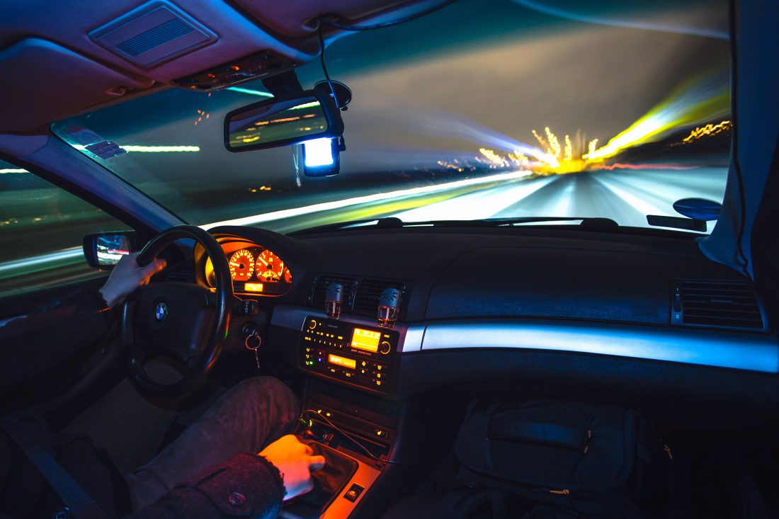 Free photo of Driving Car at Night