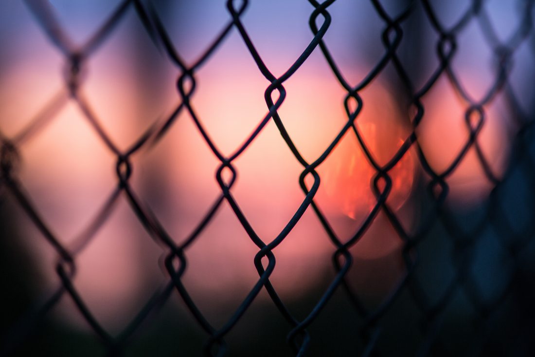 Free photo of Fence Sunset