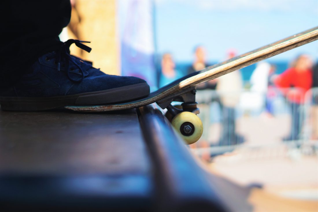 Free photo of Skateboard & Foot