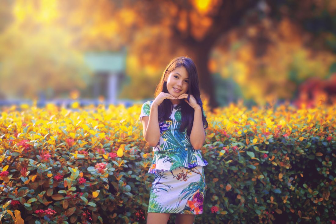 Free photo of Girl in Autumn