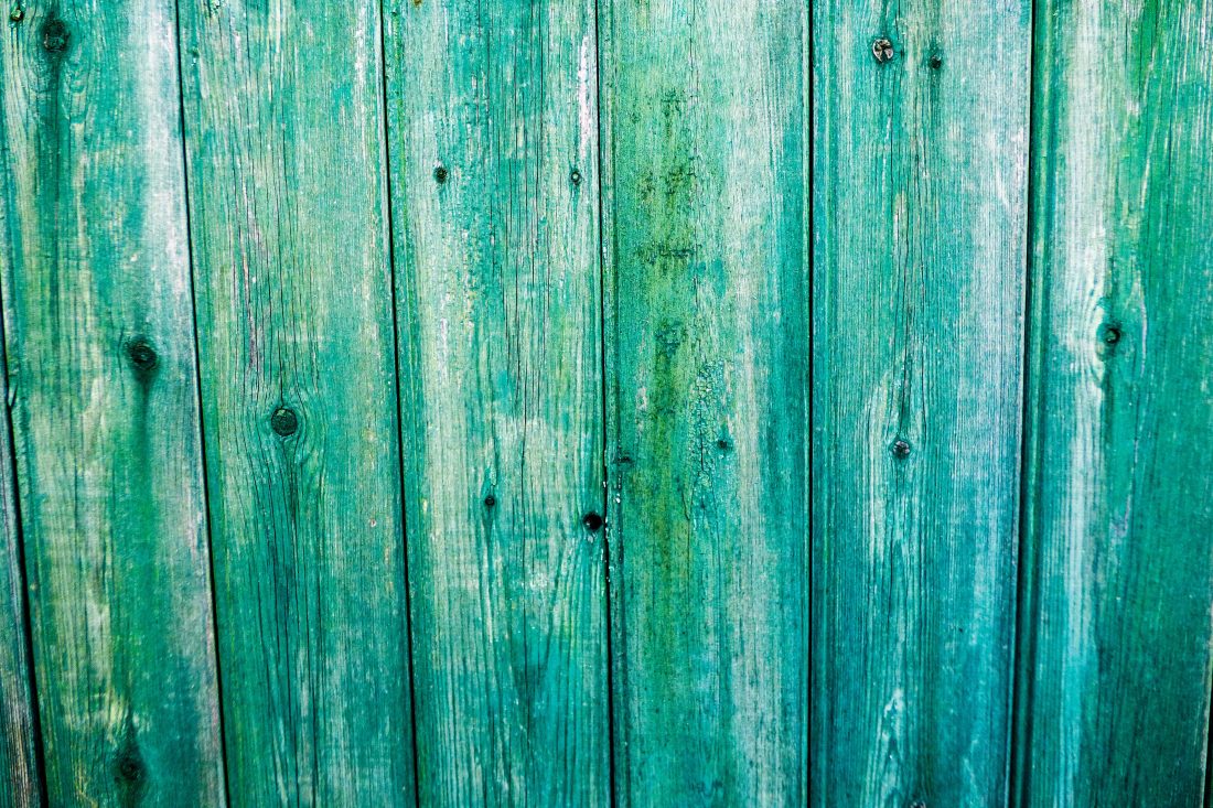 Free photo of Green Wood Fence