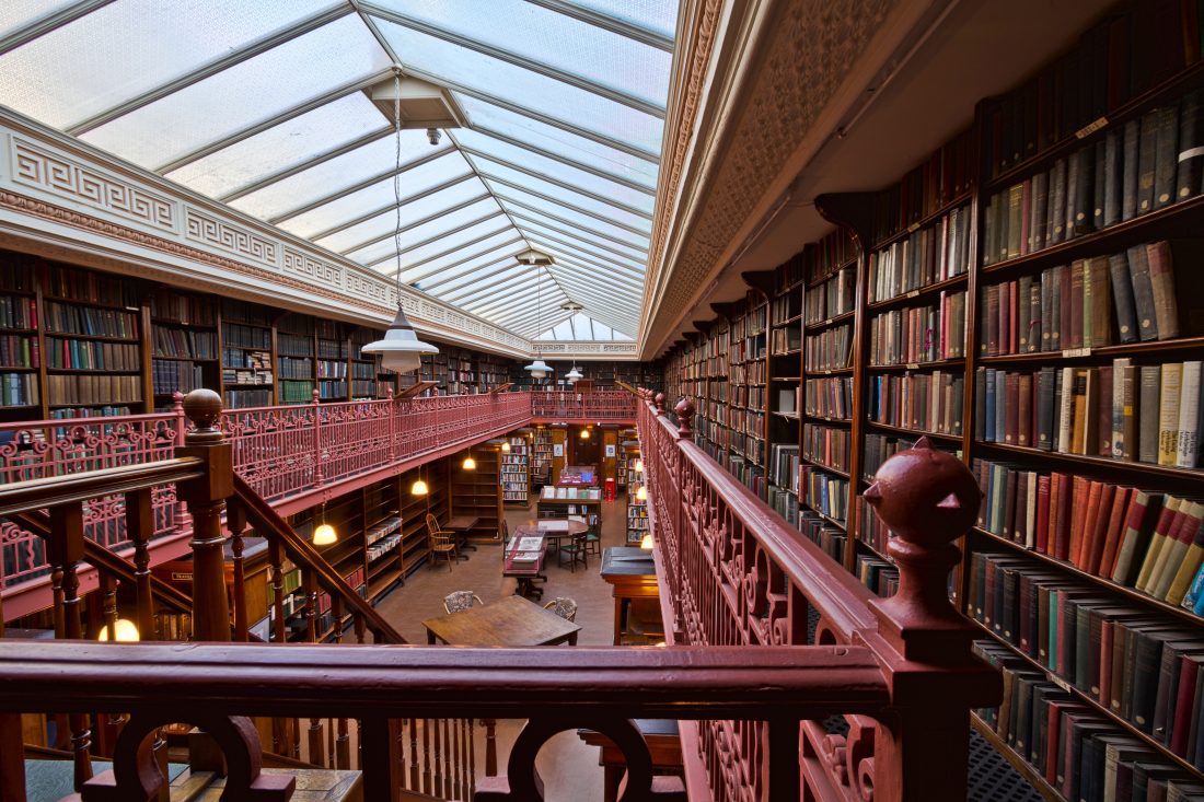 Free photo of Library Interior