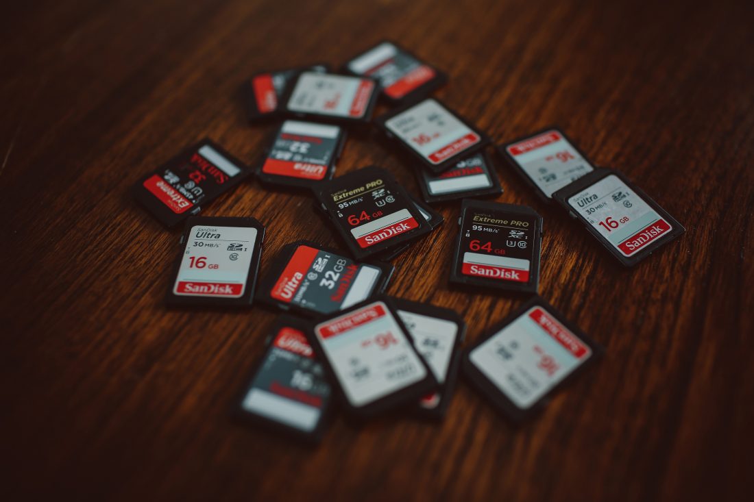 Free photo of Memory Cards