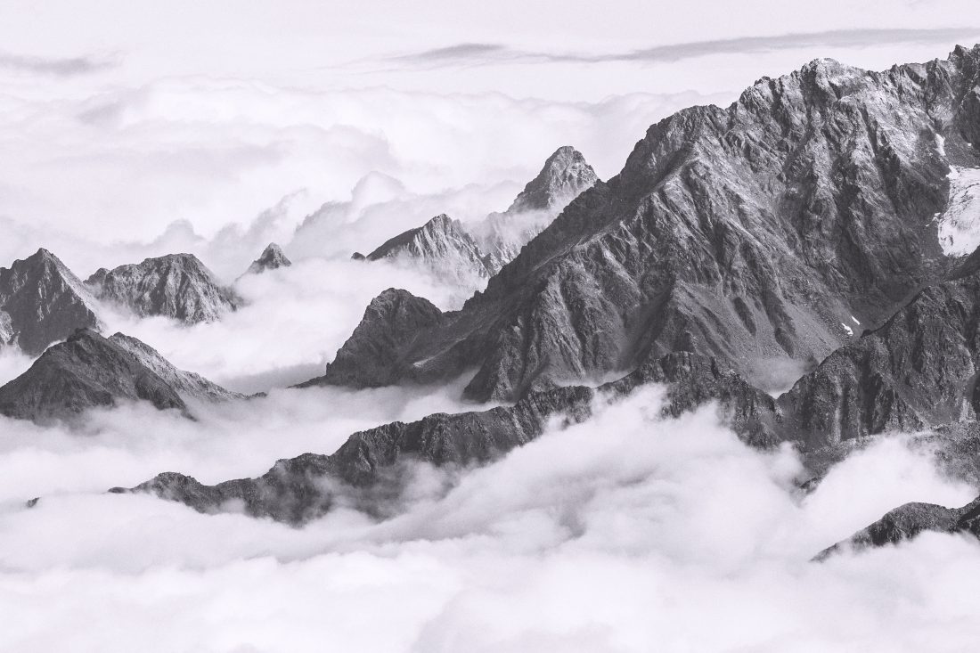 Free photo of Mountains in Clouds