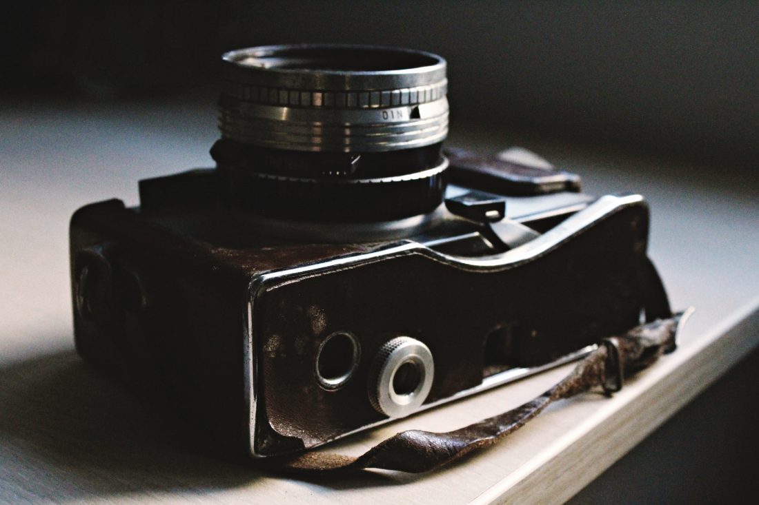 Free photo of Vintage Old Camera