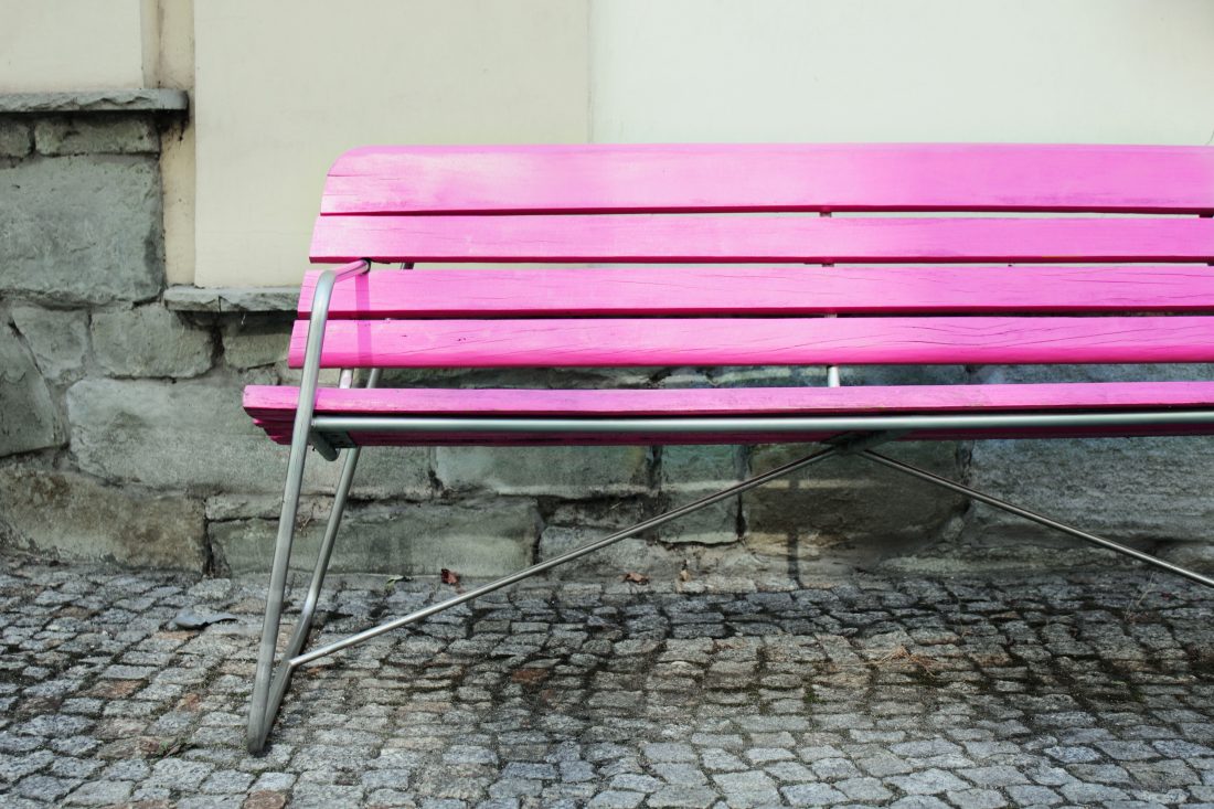 Free photo of Pink Bench