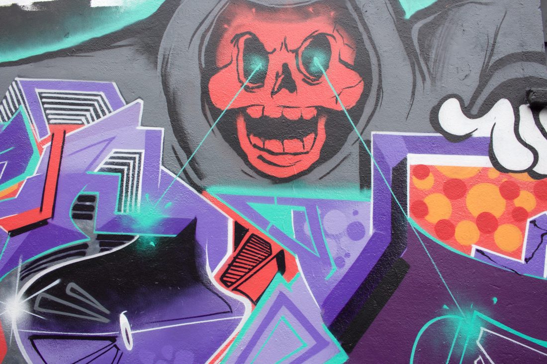 Free photo of Skull Graffiti Art