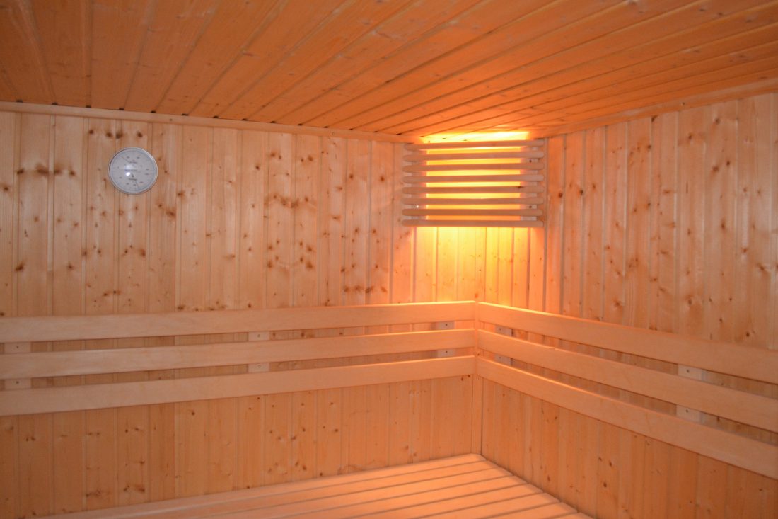 Free photo of Sauna Heat