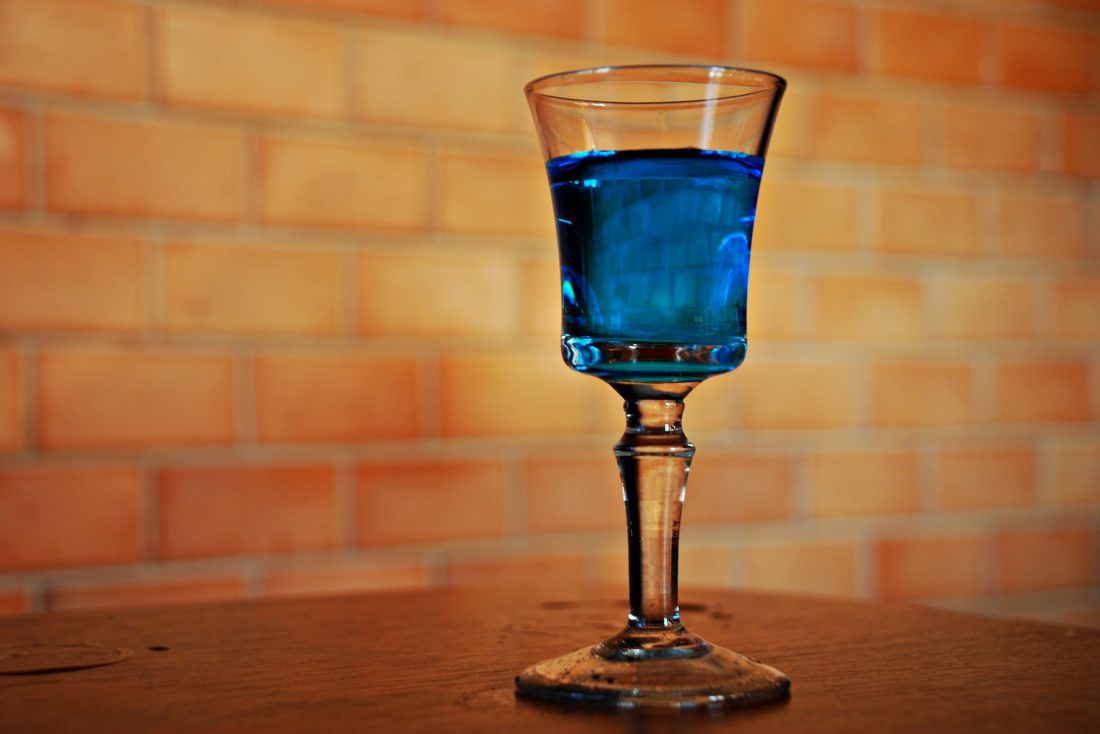Free photo of Blue Alcohol Drink