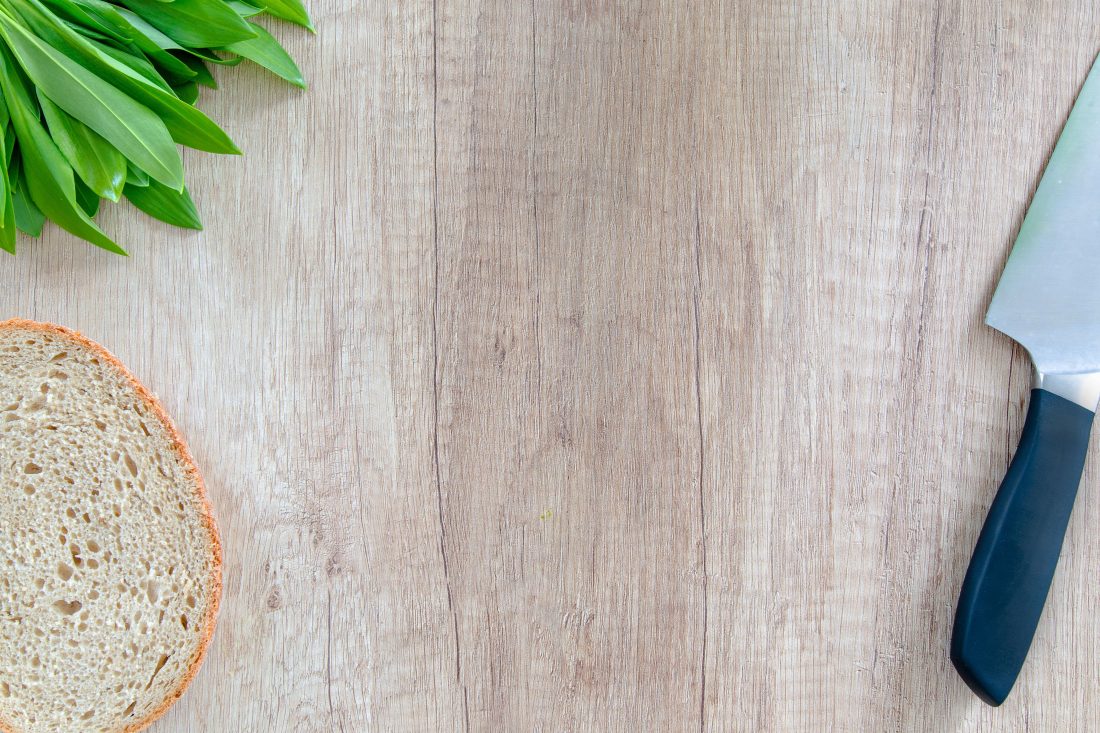 Free photo of Bread Board Background