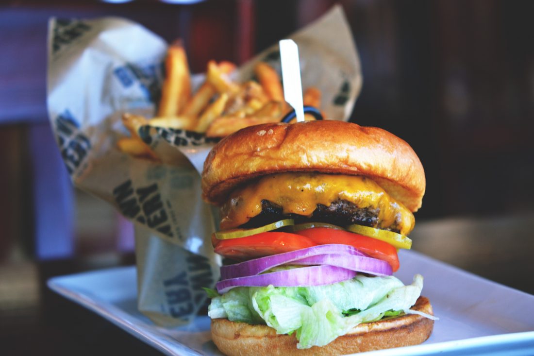Free photo of Fast Food Burger
