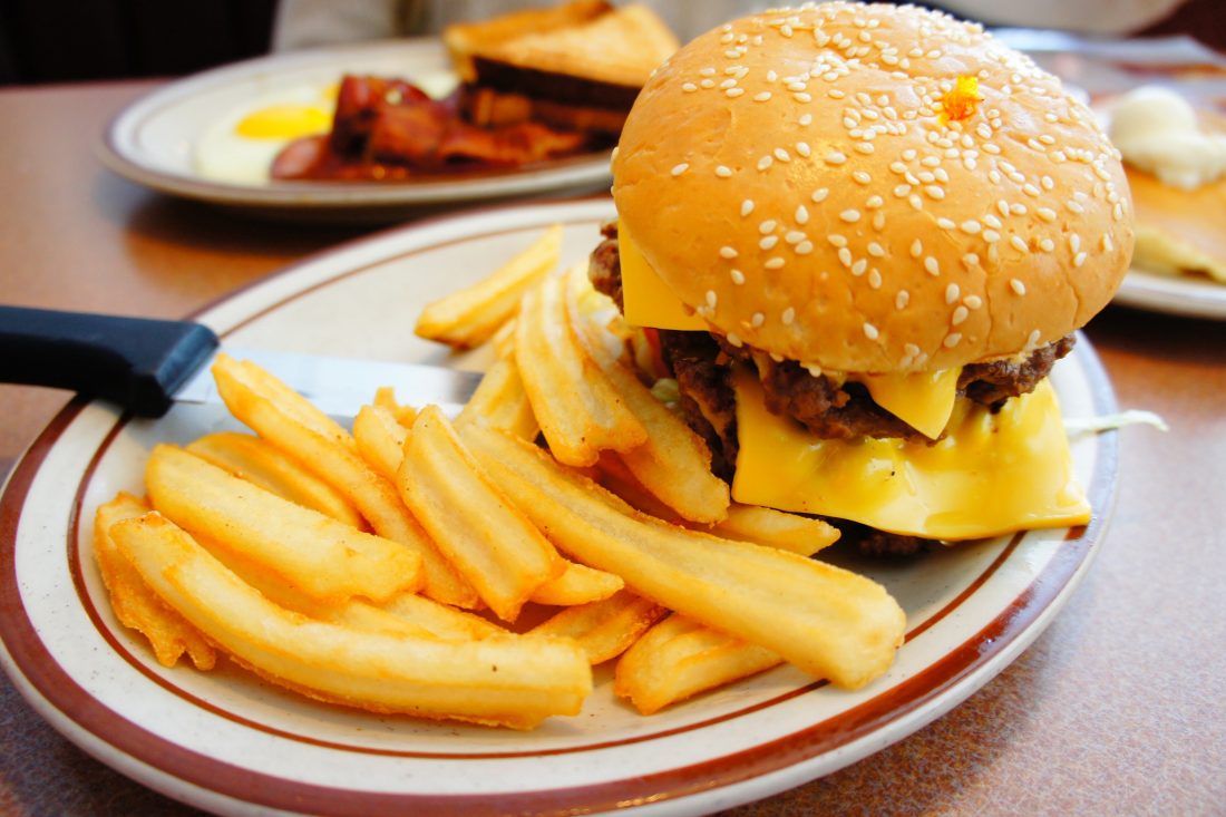 Free photo of Burger & Fries on Plate