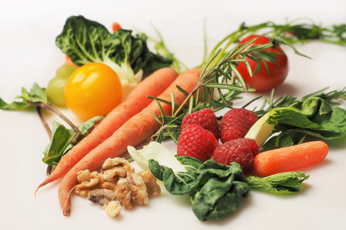 Free photo of Carrots, Strawberries & Vegetables