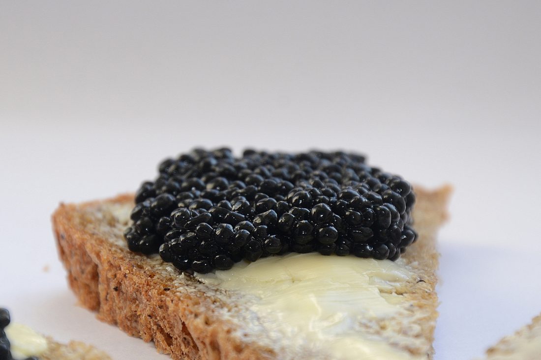 Free photo of Caviar on Bread
