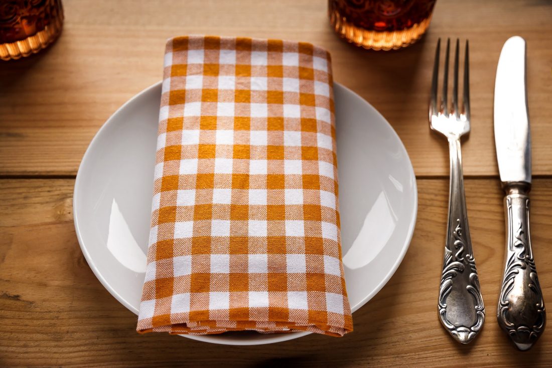 Free photo of Dinner Table Cover