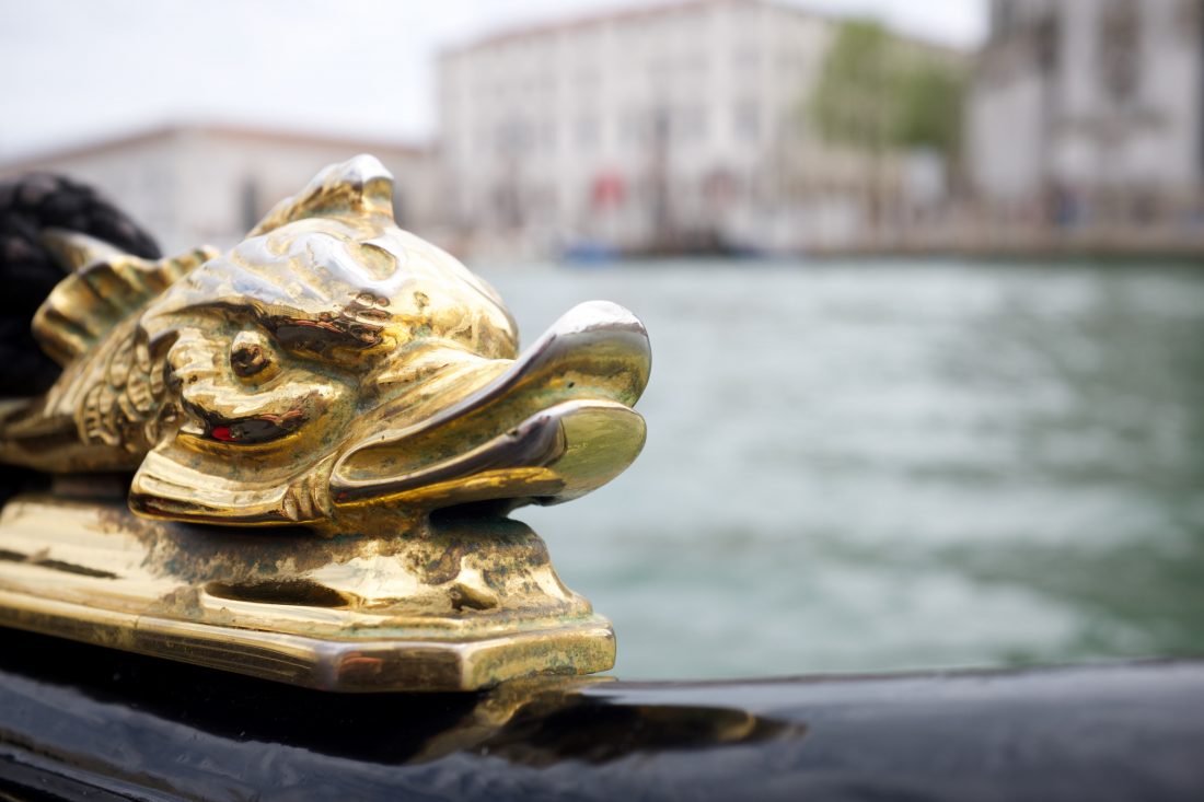 Free photo of Gold Statue Venice Sea