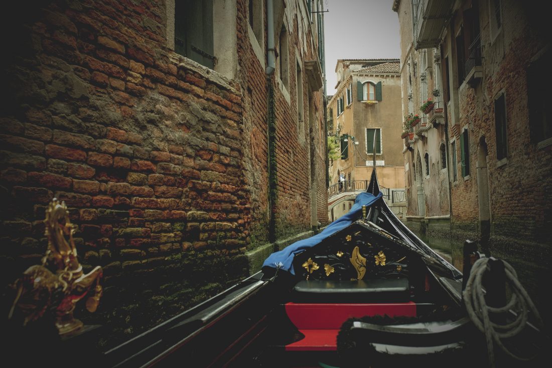 Free photo of Gondola Venice Canals