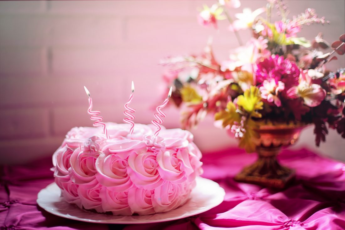 Free photo of Pink Birthday Cake