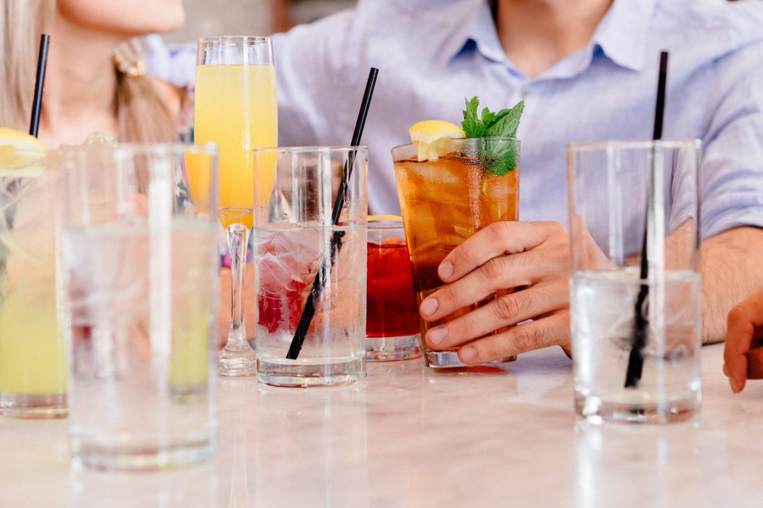 Free photo of Party People Drinks