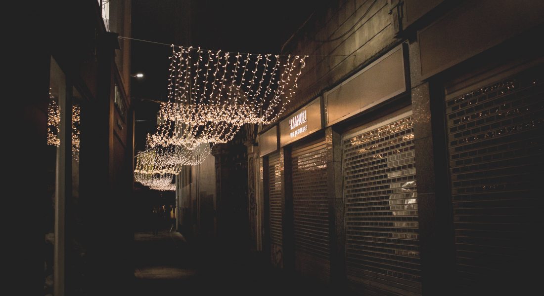 Free photo of Christmas Lights Sidestreet