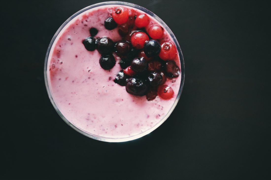 Free photo of Smoothie with Fruit Berries