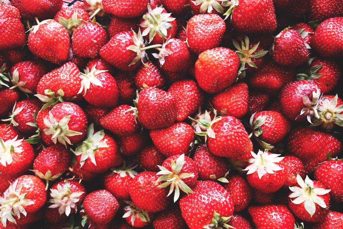 Free photo of Strawberries Background