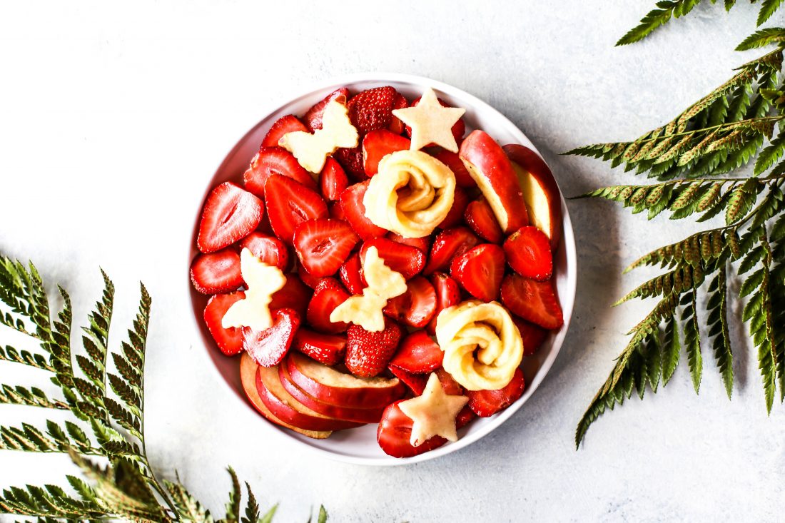 Free photo of Bowl of Red Strawberries