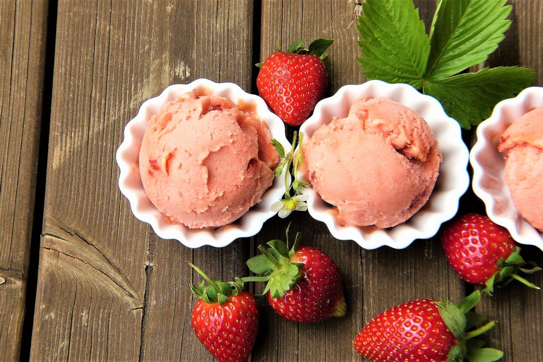 Free photo of Strawberry Ice Cream