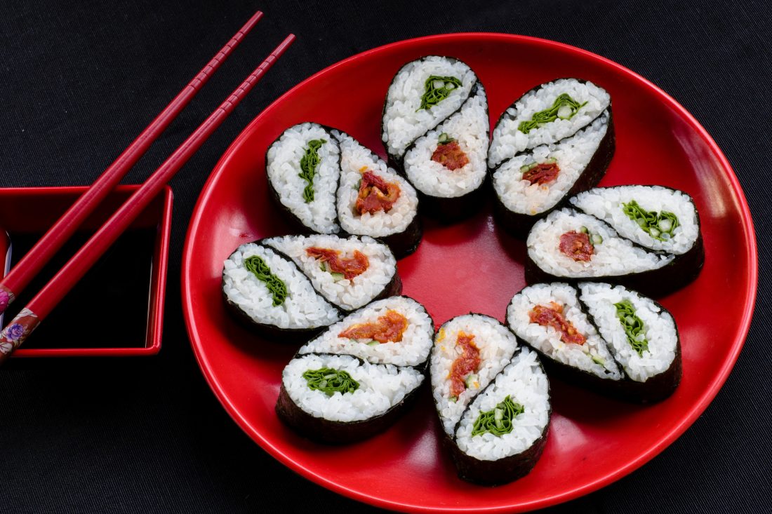 Free photo of Sushi on Red Plate