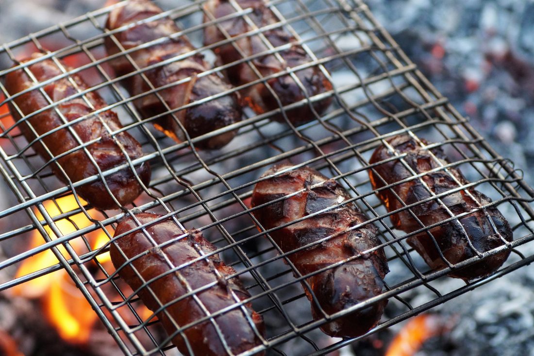 Free photo of Sausages on Barbecue