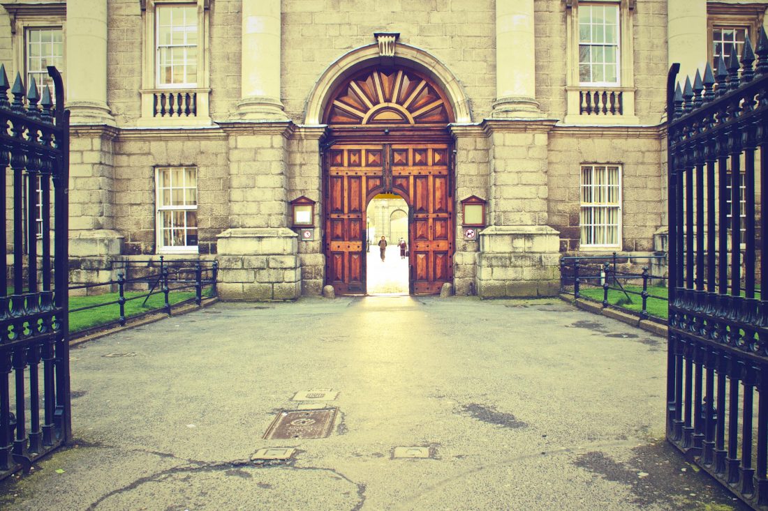 Free photo of Trinity College Entrance