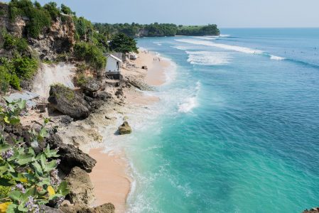 Bali Beach & Clear Water Free Stock Photo