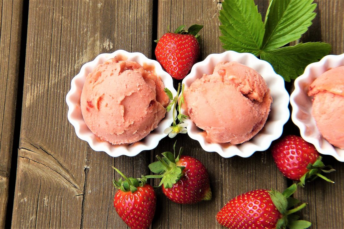 Free photo of Strawberry Ice Cream