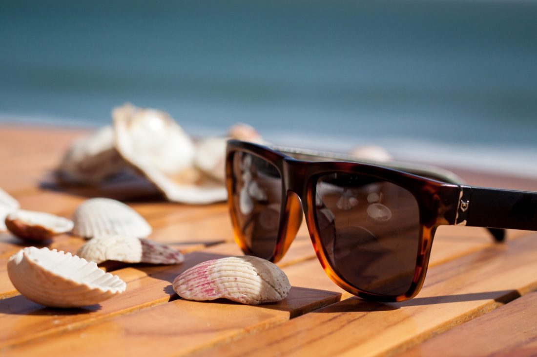 Free photo of Sunglasses At Seaside