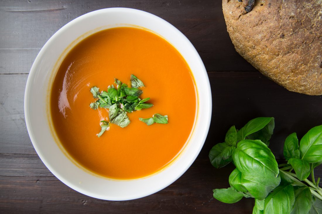Free photo of Tomato Soup and Herbs