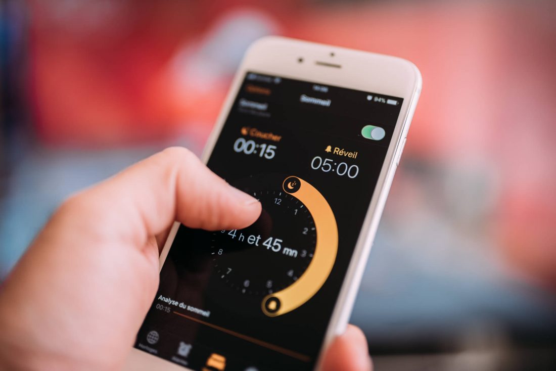 Free photo of Setting the Alarm on Mobile