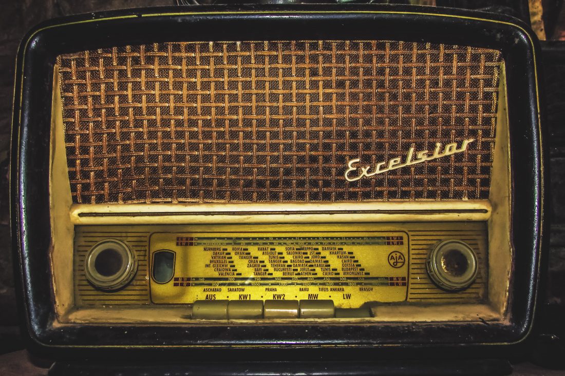 Free photo of Vintage Radio