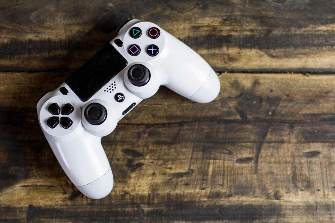 Free photo of White Game Controller
