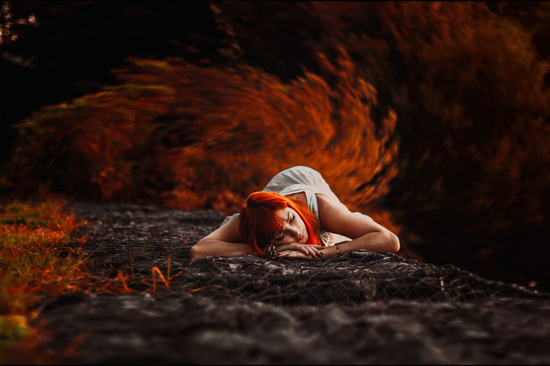 Free photo of Woman Lying Down