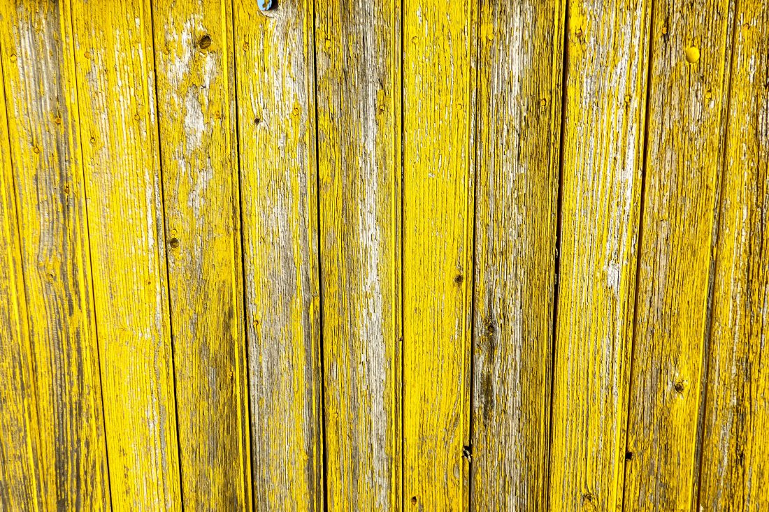 Free photo of Yellow Wood Fence