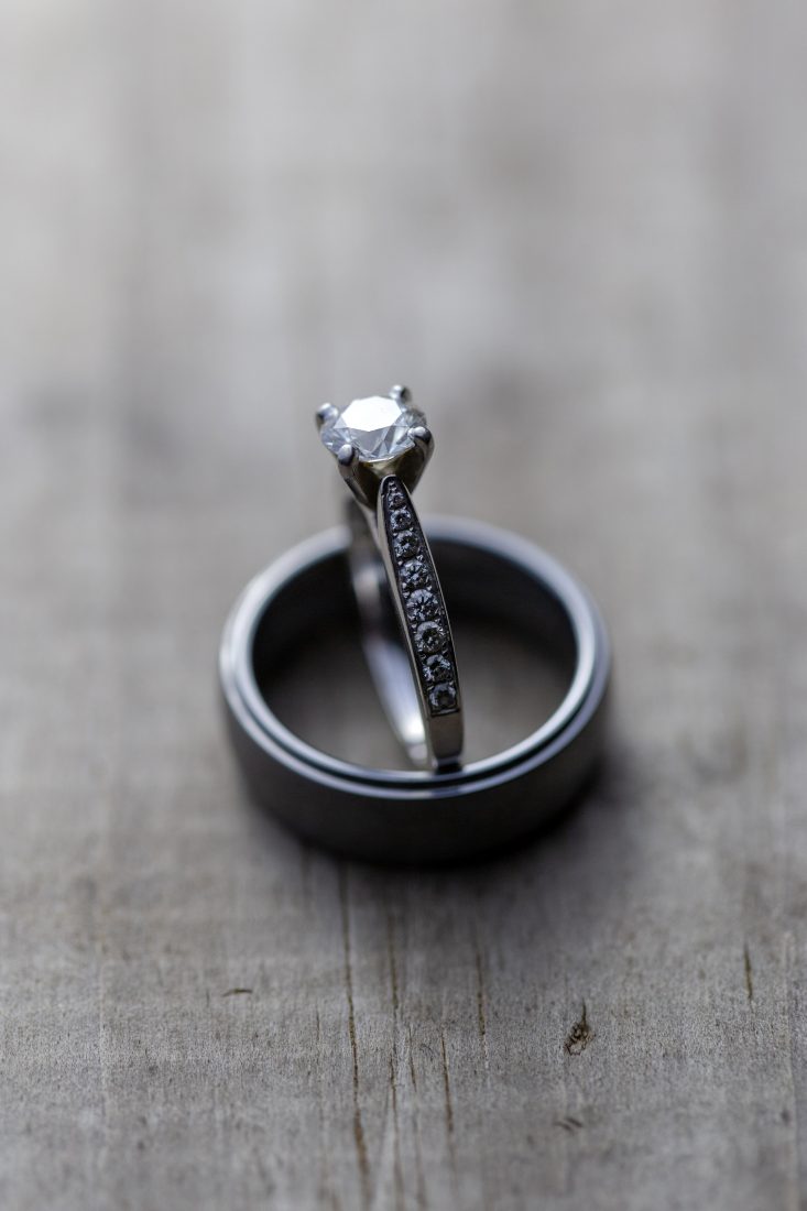 Free photo of Rustic Wedding Rings