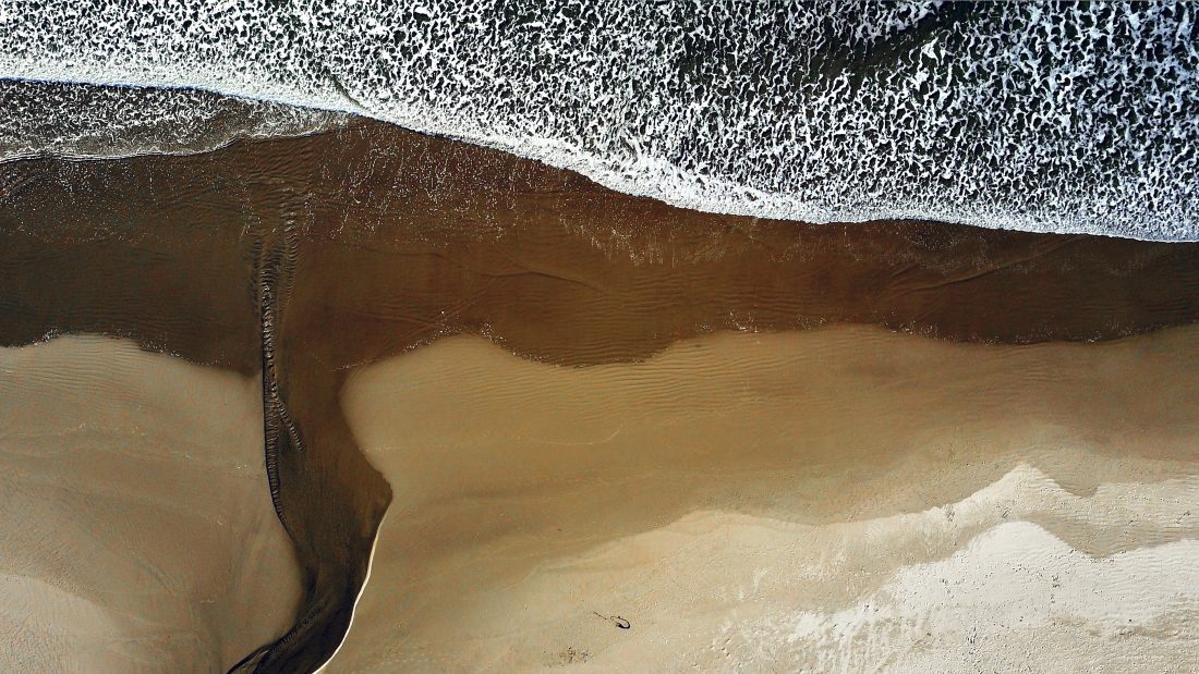 Free photo of Beach Aerial Waves