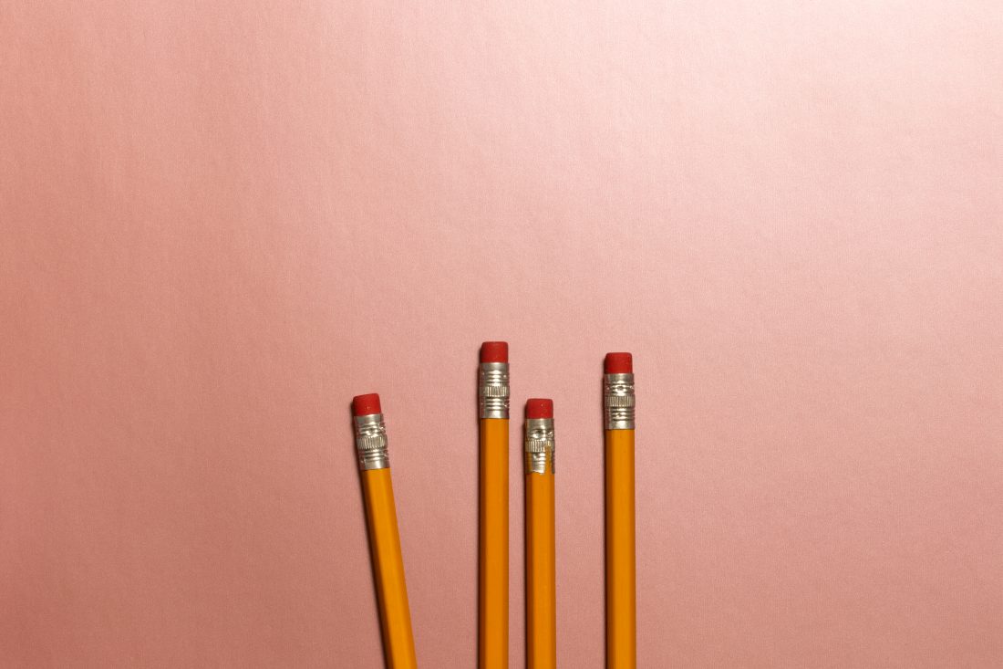 Free photo of Pencils Flatlay
